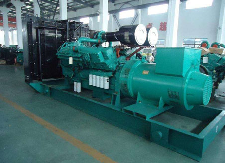 南丰800kw康明斯柴油发电机组图片 南丰800kw康明斯柴油发电机组图片